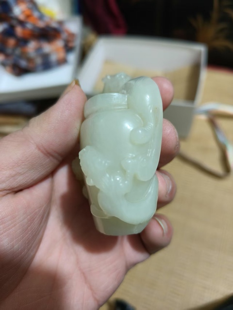 古玩玉器玉壺真品鑒賞圖