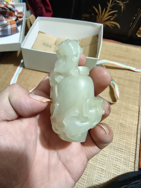 古玩玉器玉壺真品鑒賞圖