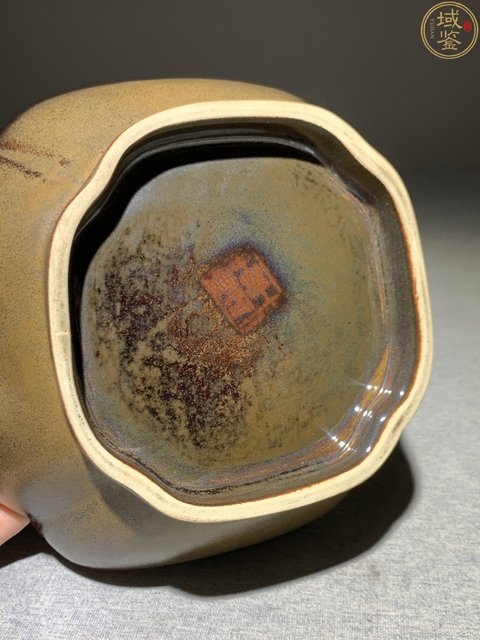 古玩陶瓷淄博窯茶葉末釉貢碗真品鑒賞圖