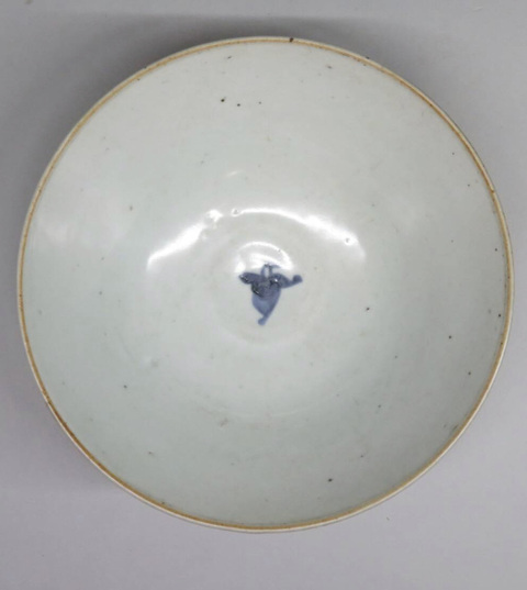 古玩陶瓷青花花卉紋茶碗真品鑒賞圖