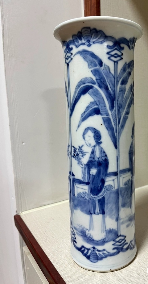 古玩陶瓷仕女紋青花花觚真品鑒賞圖