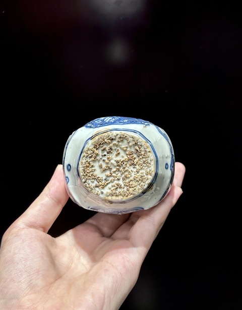 古玩陶瓷明晚期 青花人物紋瓶真品鑒賞圖