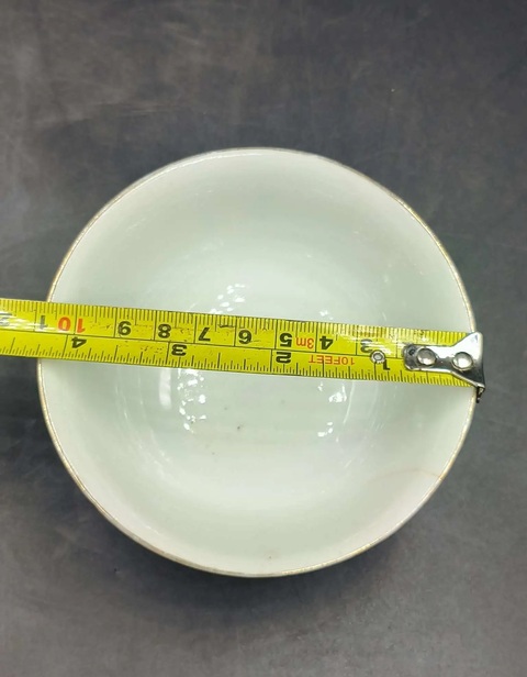 古玩陶瓷江西瓷業工廠款胭脂紅彩茶圓真品鑒賞圖