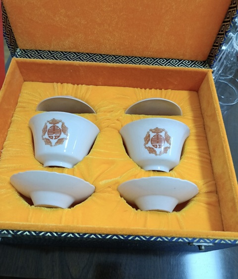 古玩陶瓷礬紅彩五福捧壽蓋碗真品鑒賞圖