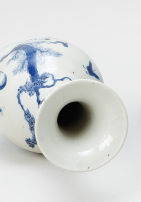 古玩陶瓷青花人物紋瓶真品鑒賞圖