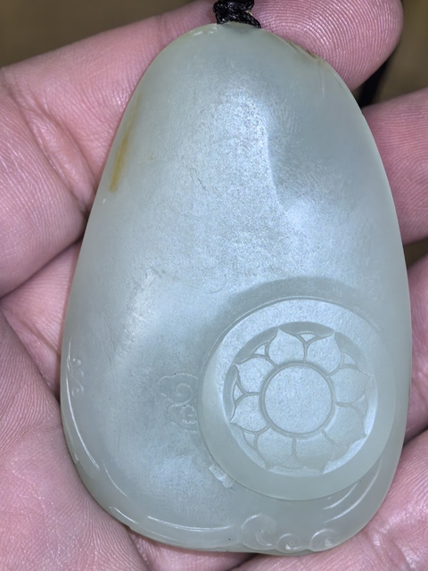 古玩玉器和田玉觀音牌真品鑒賞圖