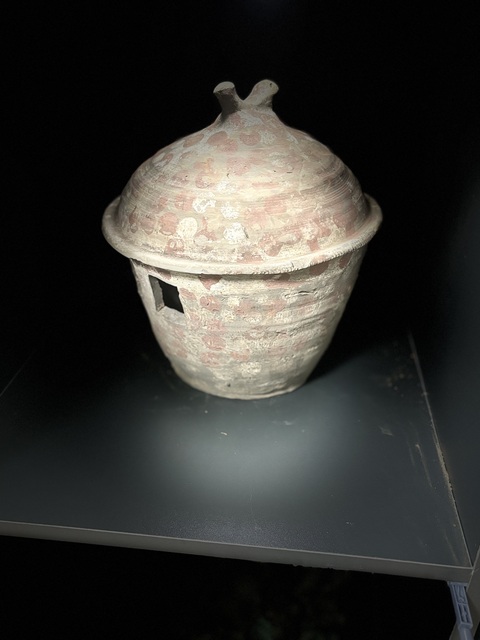 古玩陶瓷戰國·點彩鳥倉【戳印款】拍賣,當前價格0元