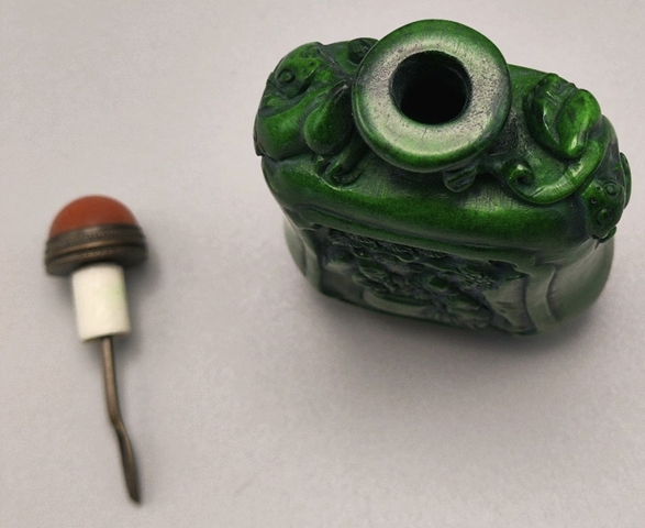 古玩雜項(xiàng)鼻煙壺真品鑒賞圖