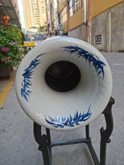 古玩陶瓷瓶真品鑒賞圖