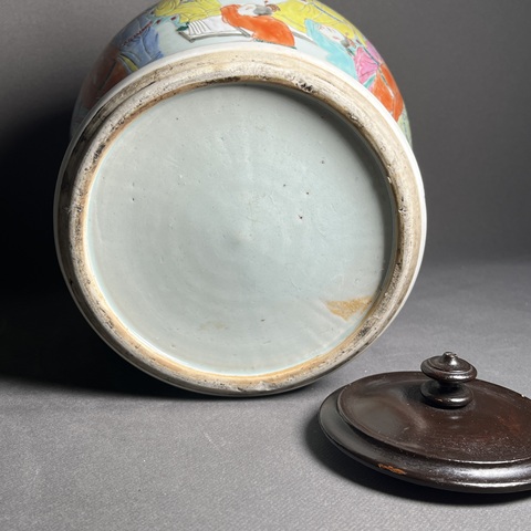 古玩陶瓷人物紋粉彩將軍罐真品鑒賞圖