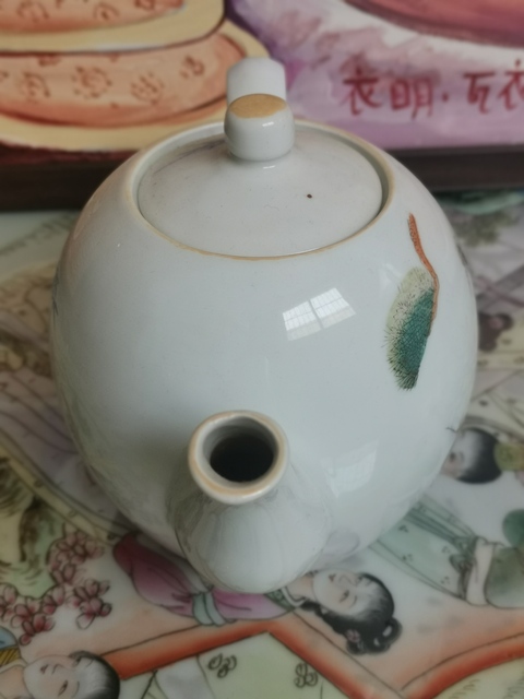 古玩陶瓷精品567粉彩松鶴紋茶壺拍賣，當前價格620元
