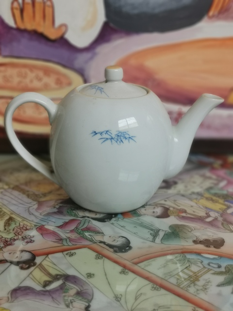 古玩陶瓷精品567粉彩松鶴紋茶壺拍賣，當前價格620元