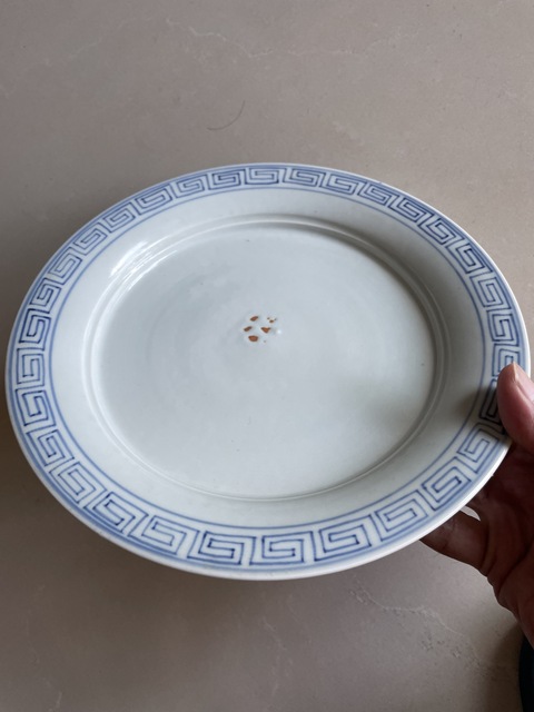 古玩陶瓷青花盤真品鑒賞圖