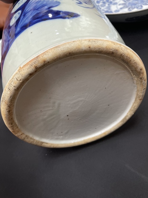 古玩陶瓷鳳凰牡丹紋青花瓶真品鑒賞圖
