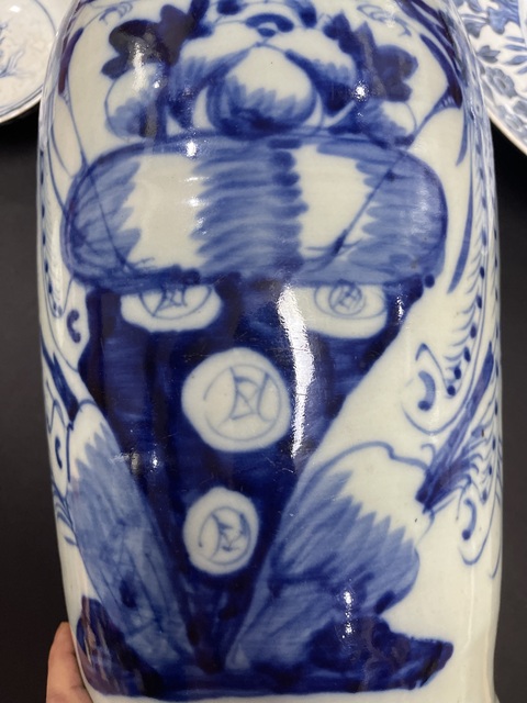 古玩陶瓷鳳凰牡丹紋青花瓶真品鑒賞圖