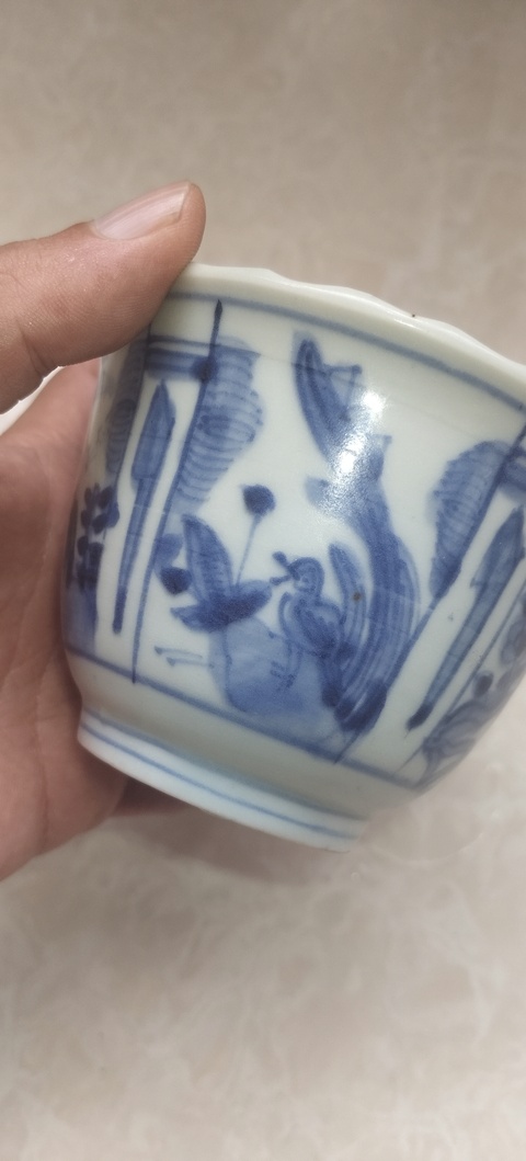 古玩陶瓷花鳥紋青花杯真品鑒賞圖