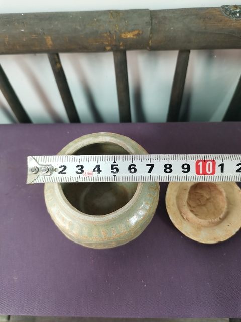 古玩陶瓷青白釉模印花紋蓋罐真品鑒賞圖