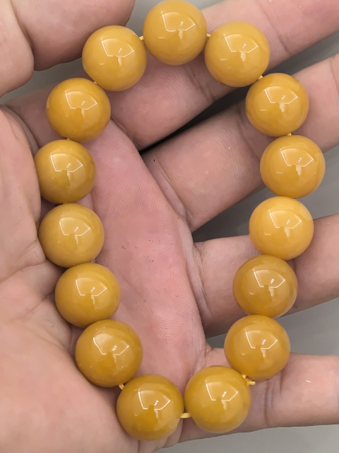 古玩玉器烤色翡翠手串拍賣,當前價格6666元