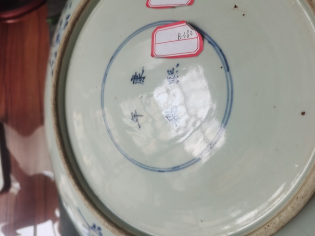 古玩陶瓷青花刀馬人物大盤真品鑒賞圖