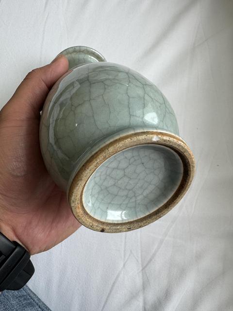 古玩陶瓷哥釉象耳瓶真品鑒賞圖