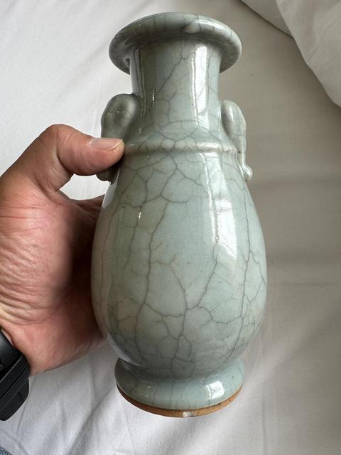 古玩陶瓷哥釉象耳瓶真品鑒賞圖