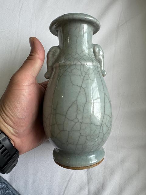 古玩陶瓷哥釉象耳瓶真品鑒賞圖