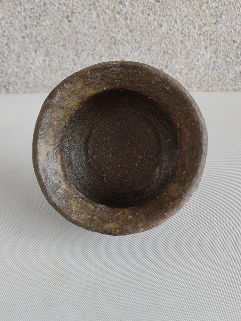 古玩陶瓷褐釉三足爐拍賣，當(dāng)前價(jià)格580元