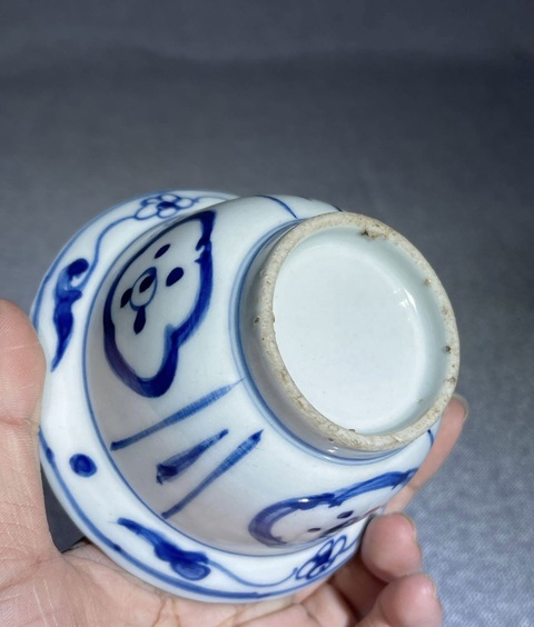古玩陶瓷日本明治青花獸面紋折沿碗真品鑒賞圖