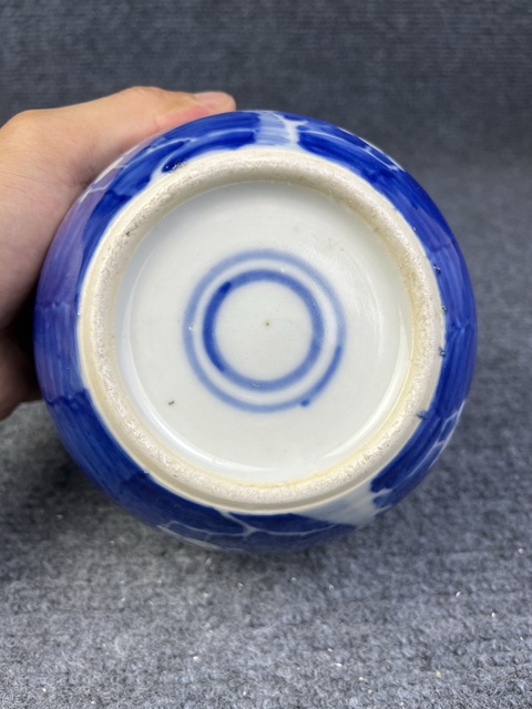 古玩陶瓷青花留白冰梅罐真品鑒賞圖