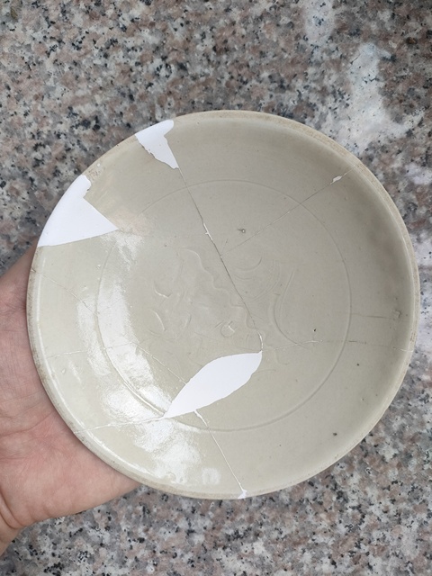 古玩陶瓷定窯白瓷刻花盤拍賣，當前價格2200元
