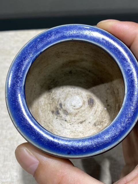 古玩陶瓷藍釉三足筒式香爐真品鑒賞圖