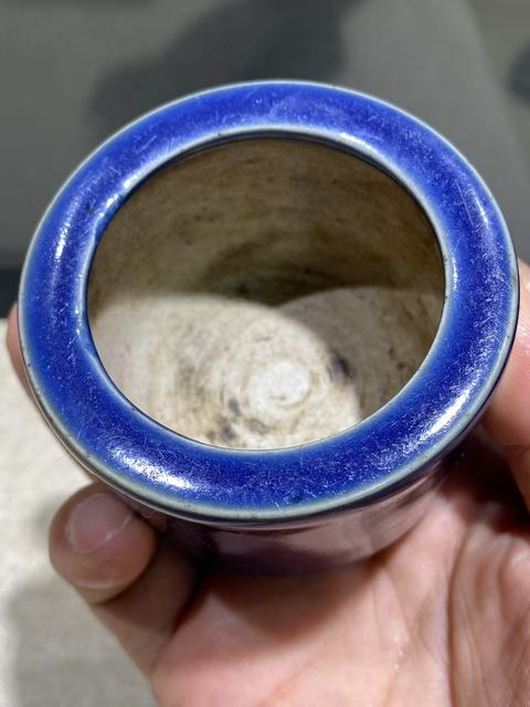 古玩陶瓷藍釉三足筒式香爐真品鑒賞圖