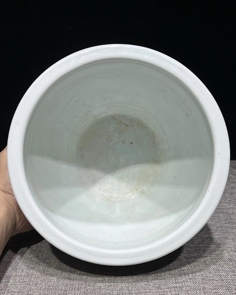 古玩陶瓷人物花鳥紋青花卷缸真品鑒賞圖