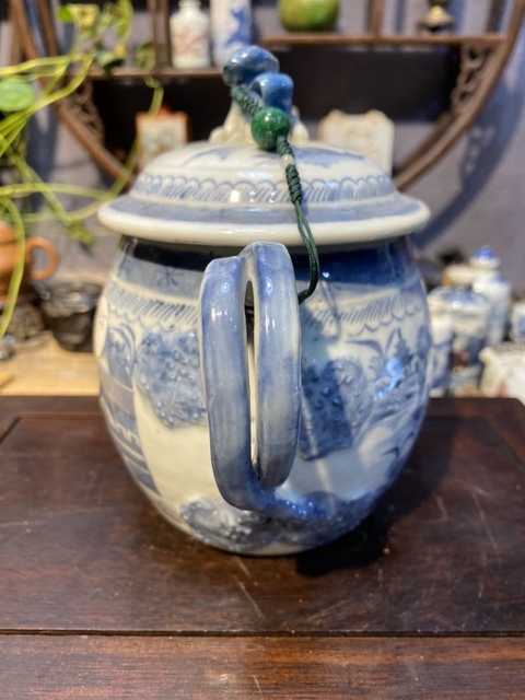 古玩陶瓷樓臺亭閣山水紋青花壺真品鑒賞圖