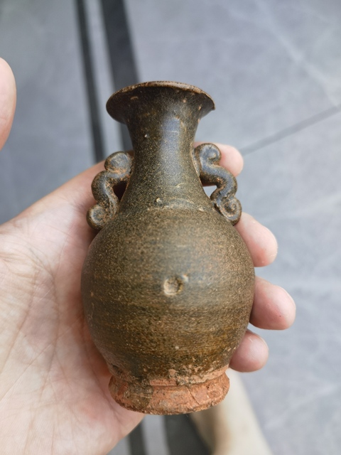 古玩陶瓷瓶真品鑒賞圖