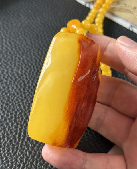 古玩玉器天然蜜蠟牌真品鑒賞圖
