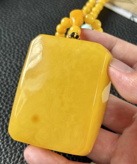 古玩玉器天然蜜蠟牌真品鑒賞圖