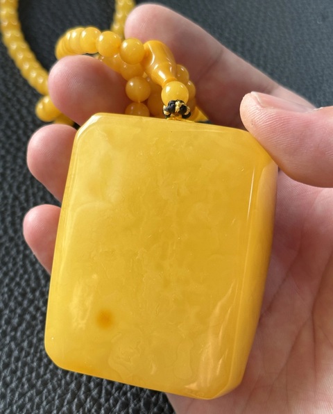 古玩玉器天然蜜蠟牌真品鑒賞圖