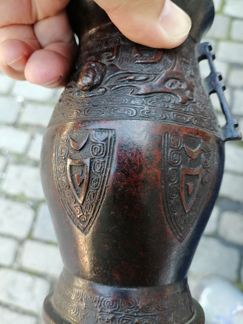 古玩銅器銅花瓶真品鑒賞圖
