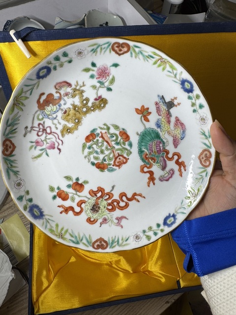 古玩陶瓷清道光 粉彩盤真品鑒賞圖