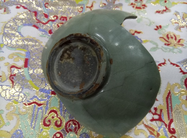 古玩陶瓷龍紋青瓷標本真品鑒賞圖