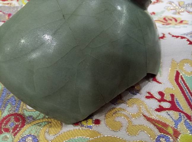 古玩陶瓷龍紋青瓷標本真品鑒賞圖