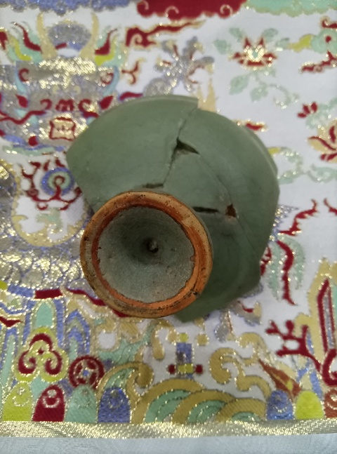 古玩陶瓷龍紋青瓷標本真品鑒賞圖