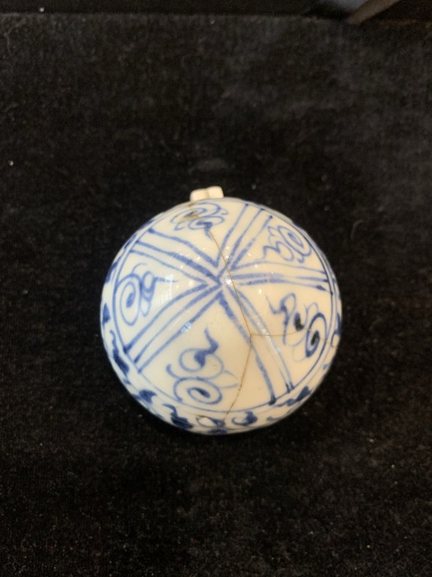 古玩陶瓷花卉紋青花鳥食罐真品鑒賞圖