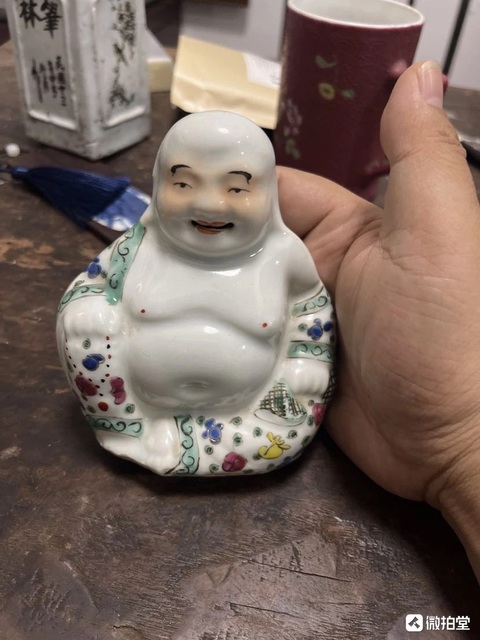 古玩陶瓷粉彩彌勒佛坐像真品鑒賞圖