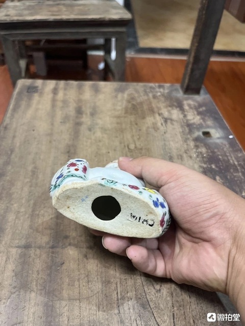 古玩陶瓷粉彩彌勒佛坐像真品鑒賞圖