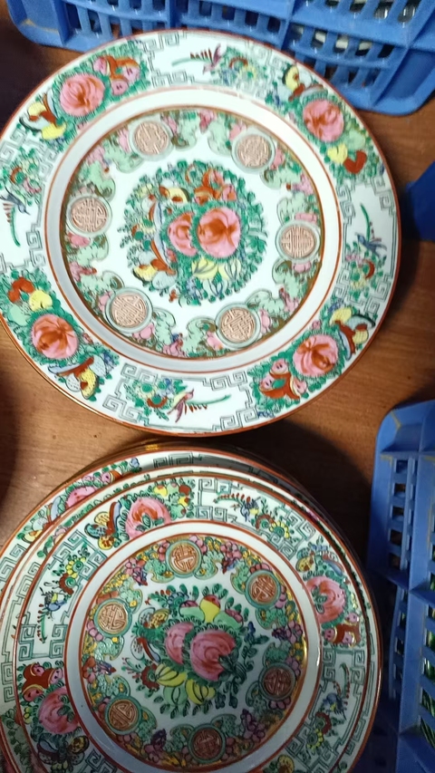 古玩陶瓷廣彩盤真品鑒賞圖