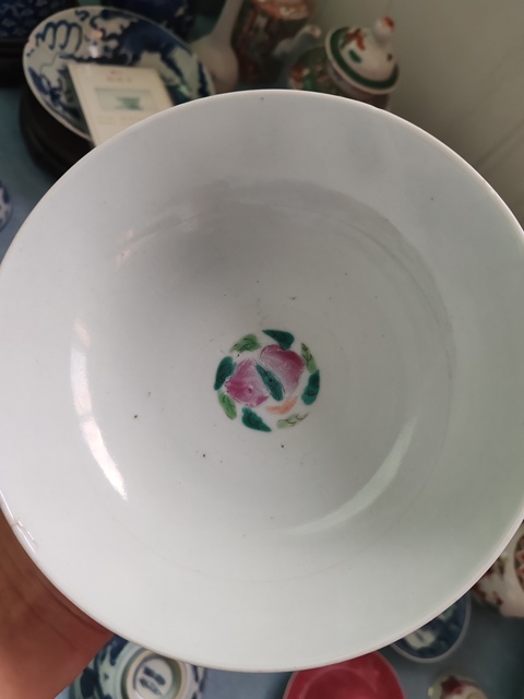 古玩陶瓷清中晚期粉彩福壽花卉紋碗拍賣，當(dāng)前價(jià)格1080元
