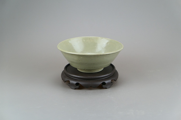 古玩陶瓷明代.龍泉窯青瓷碗拍賣，當前價格33元
