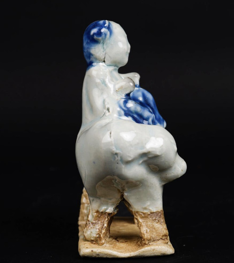 古玩陶瓷牧牛童青花塑像真品鑒賞圖